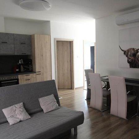 דירות פץ' Garden Apartman House מראה חיצוני תמונה
